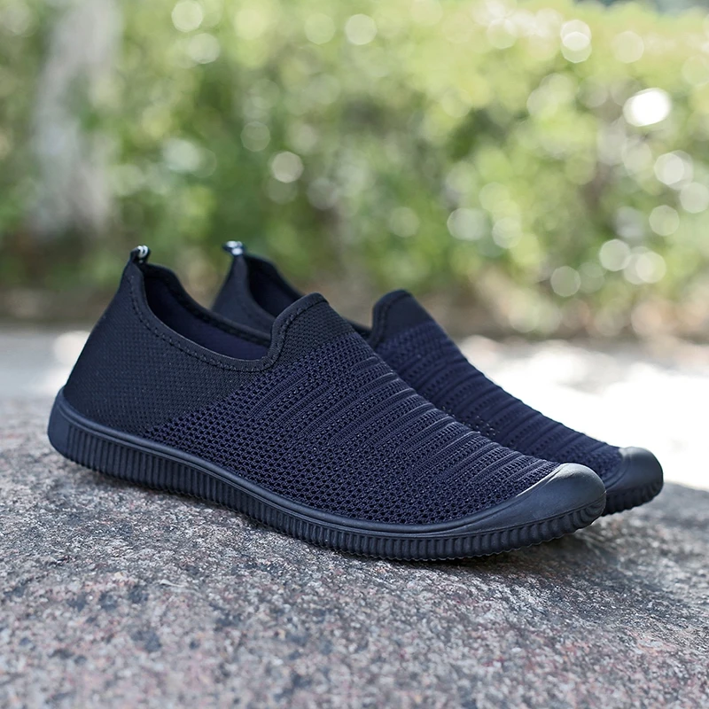 2019 г. модная обувь без застежки на плоской подошве в горошек мужские летние