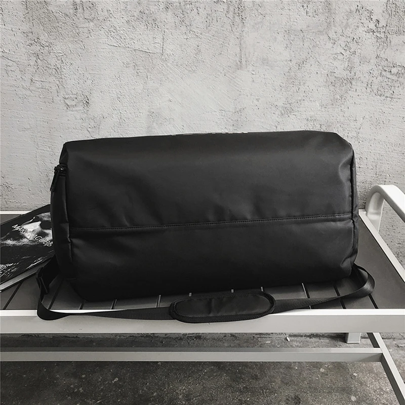 2021 Large Sports Yoga Fitness Bag Waterproof Travel Bag Portable One Shoulder Training Bag