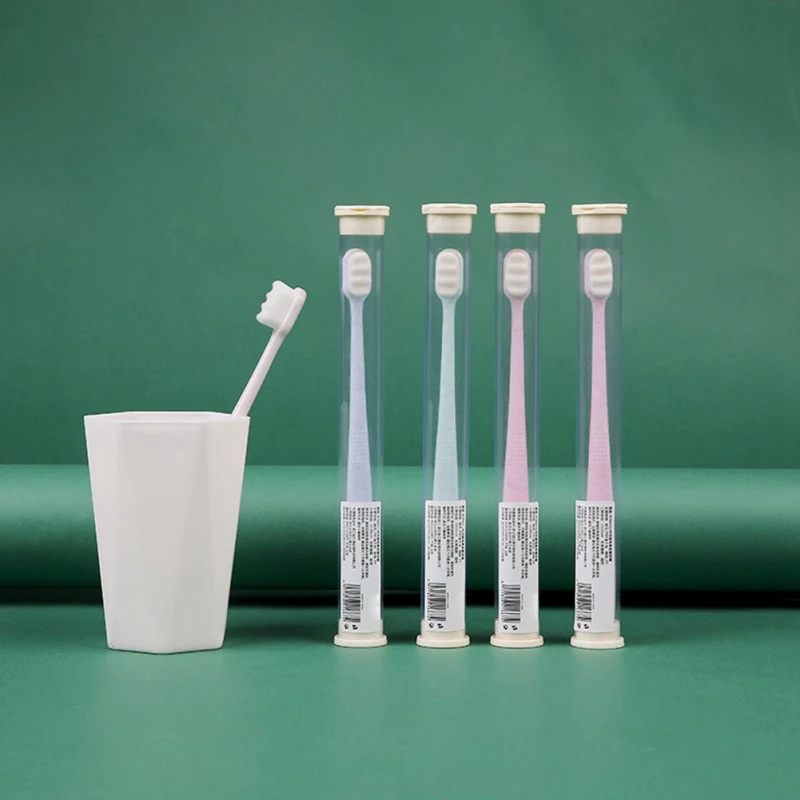 Детская зубная щетка с мягкой щетиной без БФА детская для ухода за полостью