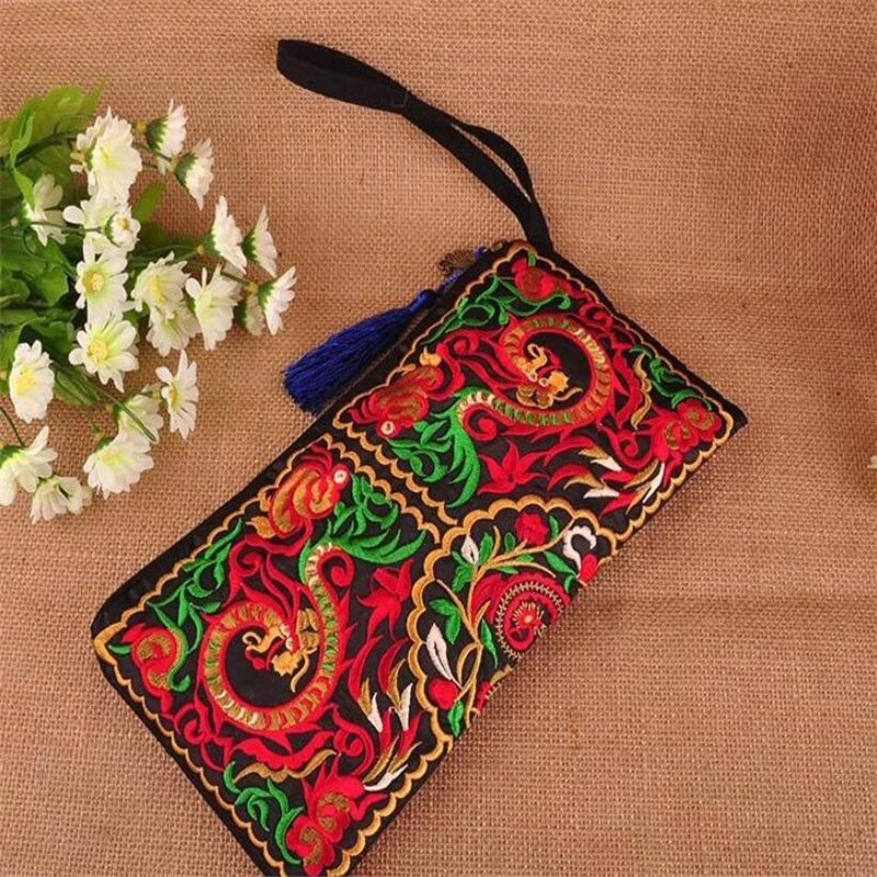

Women Ethnic National Retro Butterfly Flower Bag Handbag Coin Purse Embroidered Lady Clutch Tassel Small Flap Summer Bolsa