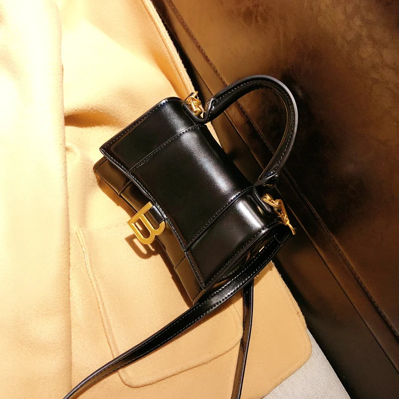 

Fashion Half Moon Crossbody Bag for Women Luxury Handbags Women Bags Genuine Leather Purses and Handbags Channels Handbags Cc