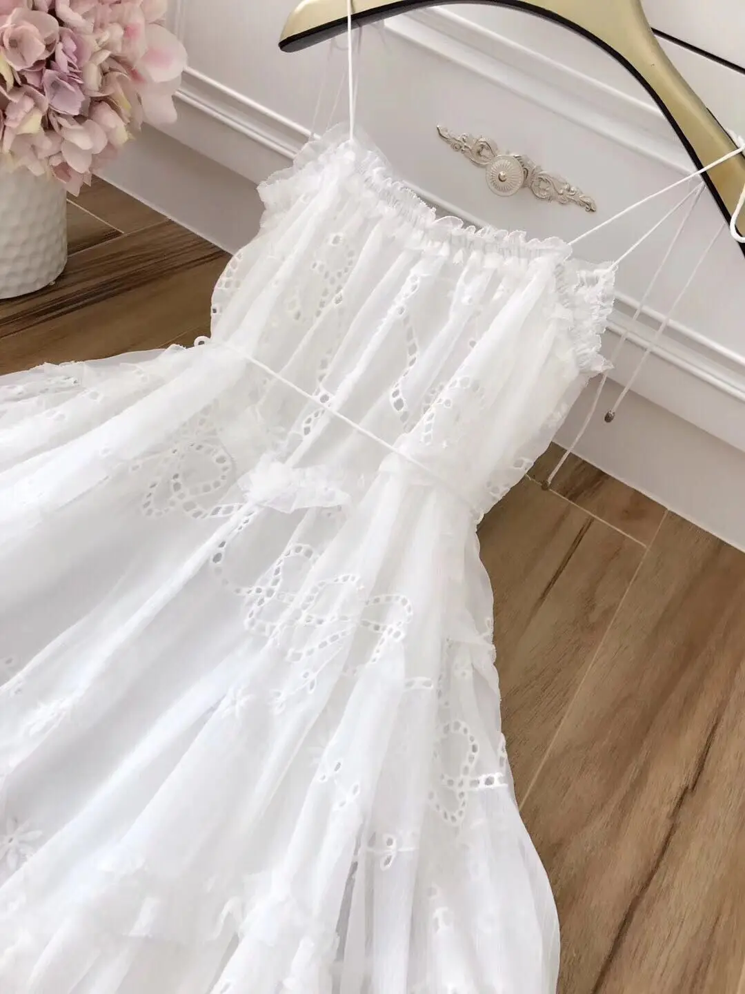 COLOREE Runway дизайнерское женское асимметричное платье сексуальное открытое платье на бретельках белое Элегантное платье без рукавов женское платье