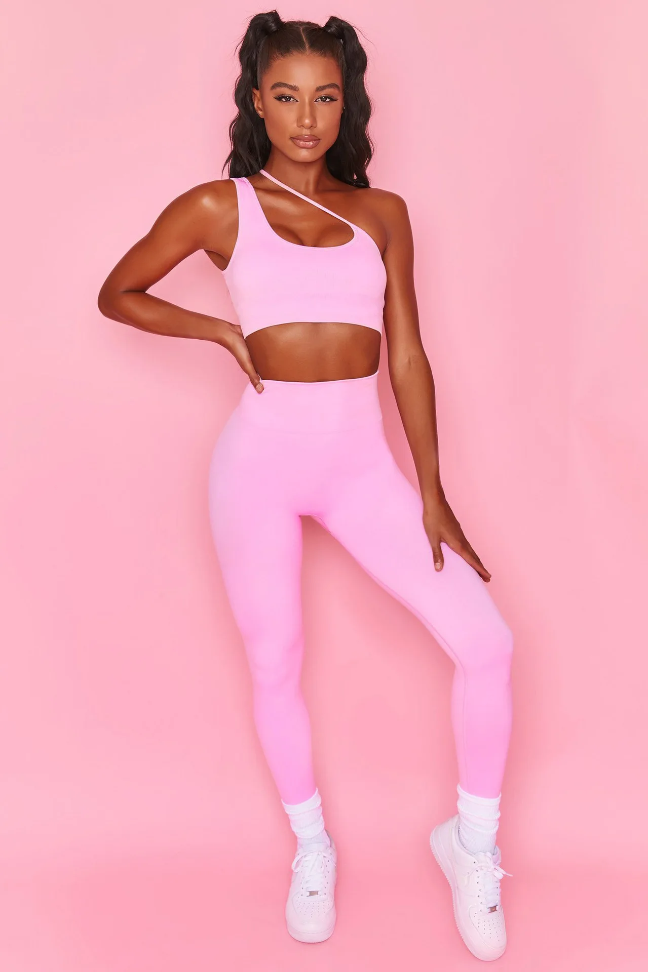 

Sweat wetting breathable seamless high elastic moisture absorption halter sleeveless pants yoga suit fitness suit
