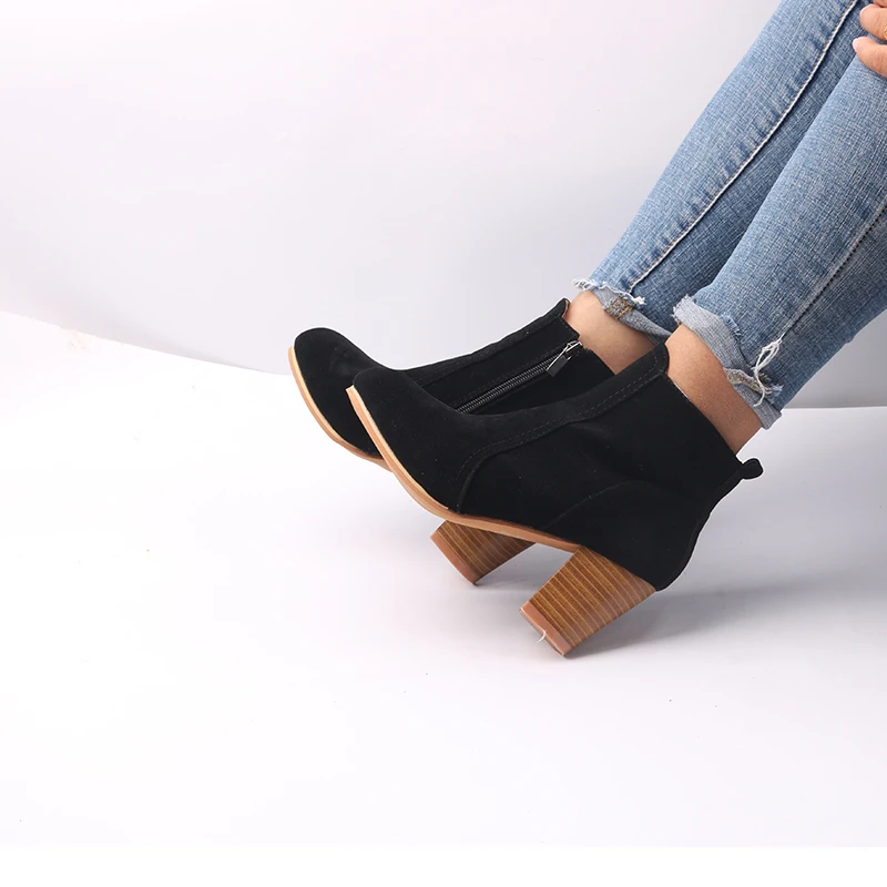 Новые женские ботинки флоковые ботильоны осенне-зимние для вечевечерние в