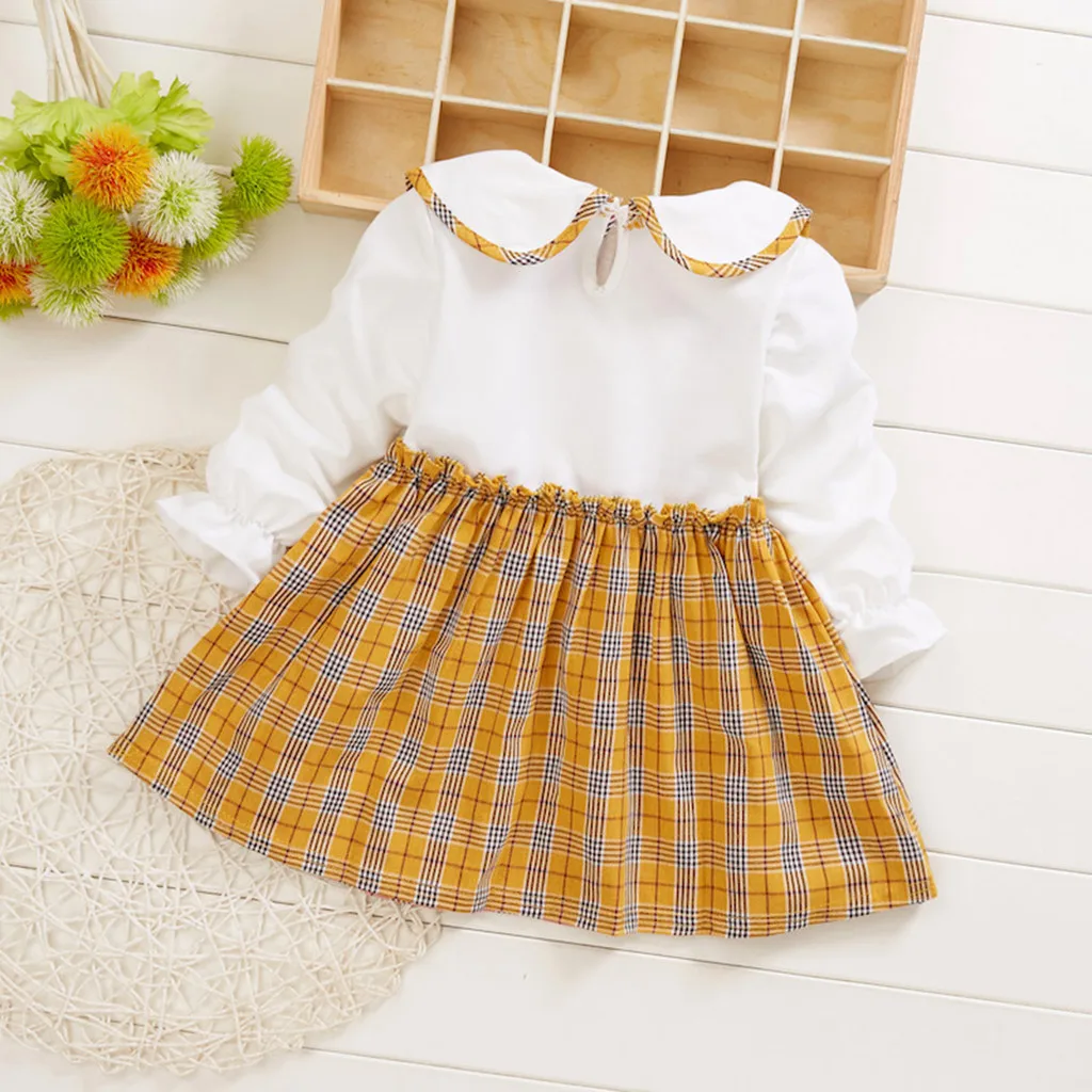 Платье в клетку с бантом и кукольным воротником для маленьких девочек