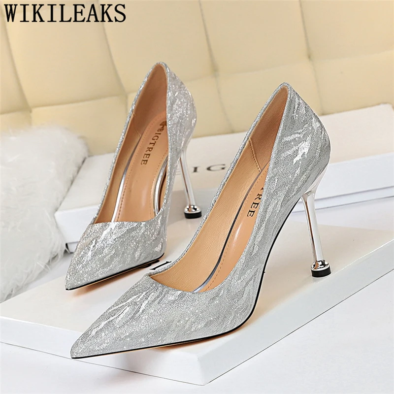 

Блестящая женская обувь с острым носком, ботинки на каблуках, женская обувь, модные 2021 Bigtree женские туфли-Фетиш насосы туфли на высоком каблу...