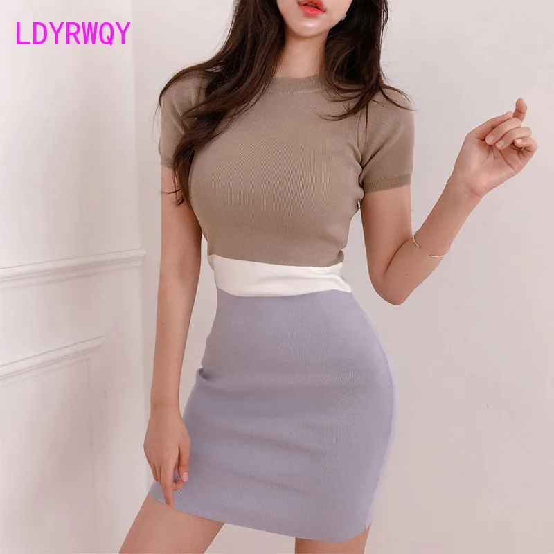 

Summer new slim-fit color-matching striped thin section short-sleeved stretch-knit bag hip bottoming dress women