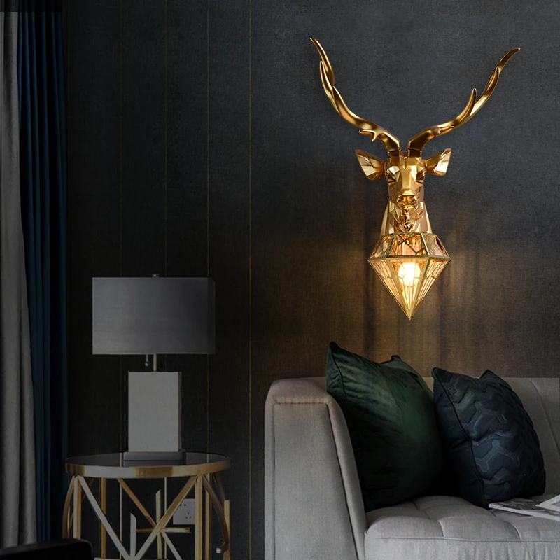 

Роскошный креативный настенный светильник в скандинавском стиле из смолы с рогами, американский Ретро настенный светильник с оленем, лампа для гостиной, спальни, прикроватный светильник, светильник
