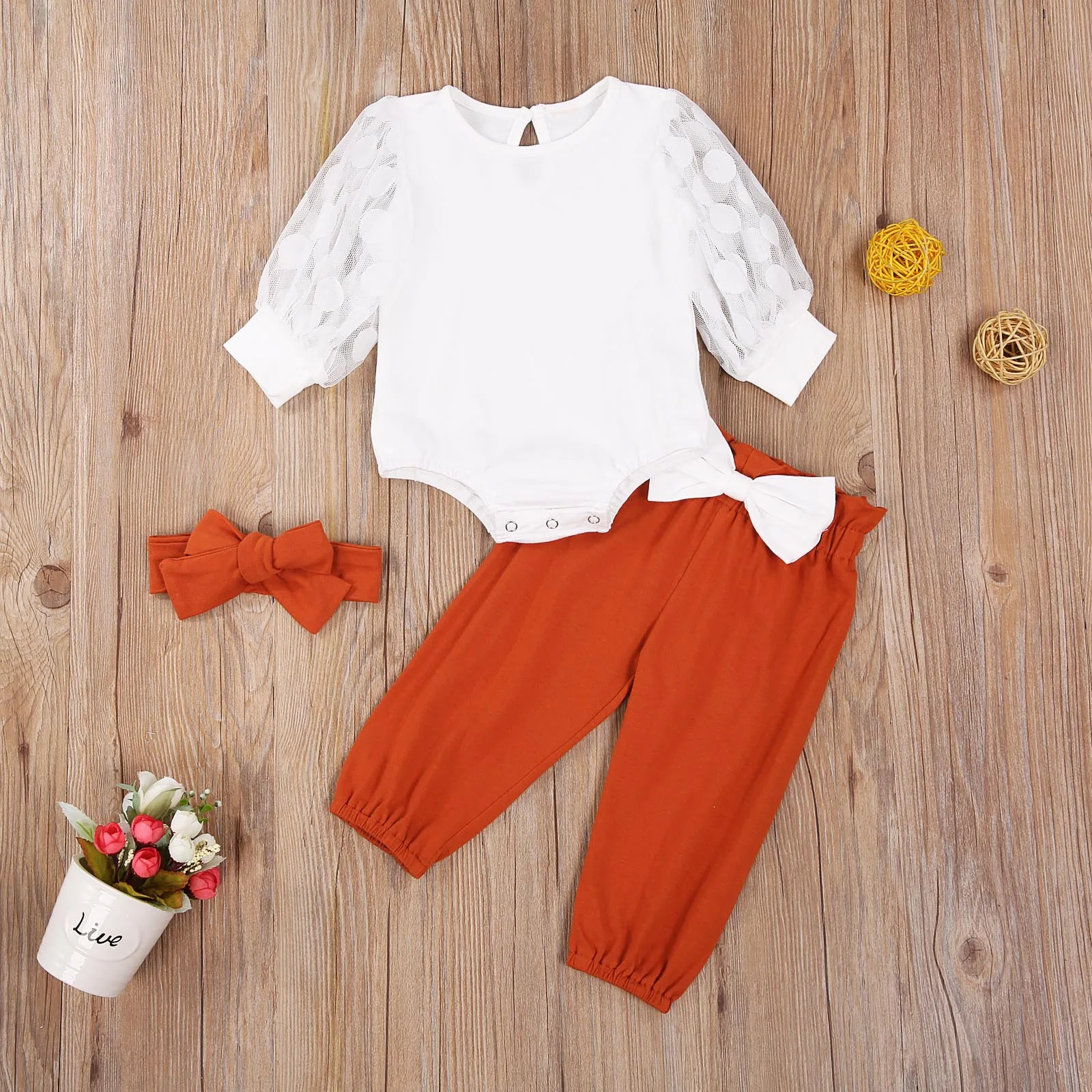 

3 Pcs Newborn Baby Girl Clothes Casual Outfits Puff Sleeve Round Neck Romper + Bow Trousers + Headband