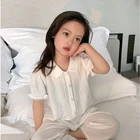 Пижама с отложным воротником для девочек, летняя белая плиссированная Пижама для малышей, милая домашняя одежда для сна, детская одежда