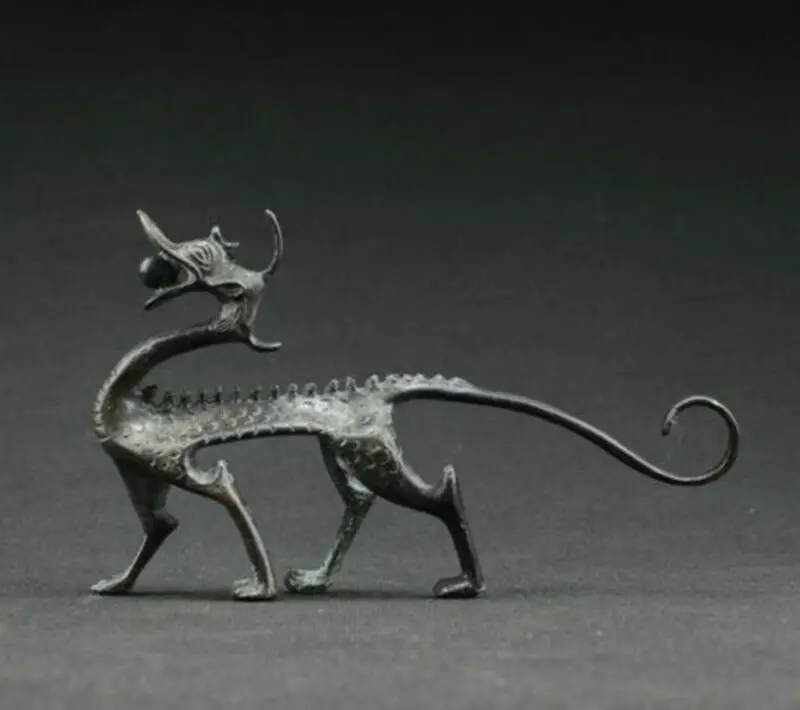 

Collectibles Handcrafted Old Copper Carving Dragon Statue