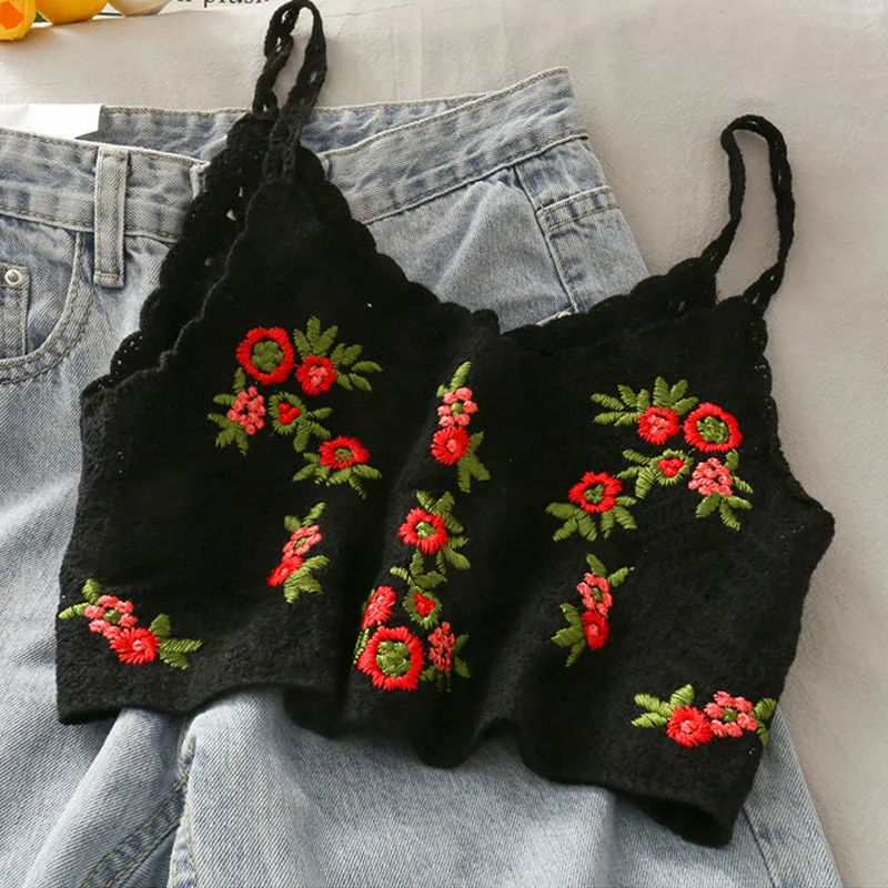 Женский укороченный топ без рукавов вязаный крючком с цветочной вышивкой