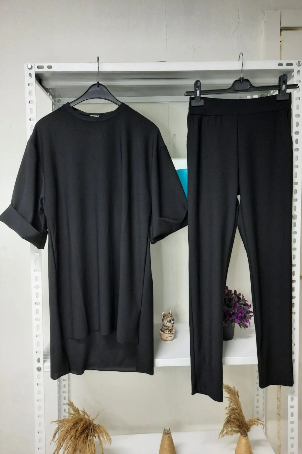

Short Trotting Team-Black