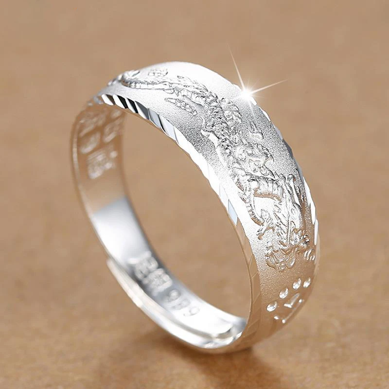 

Мужское кольцо с драконом в стиле ретро