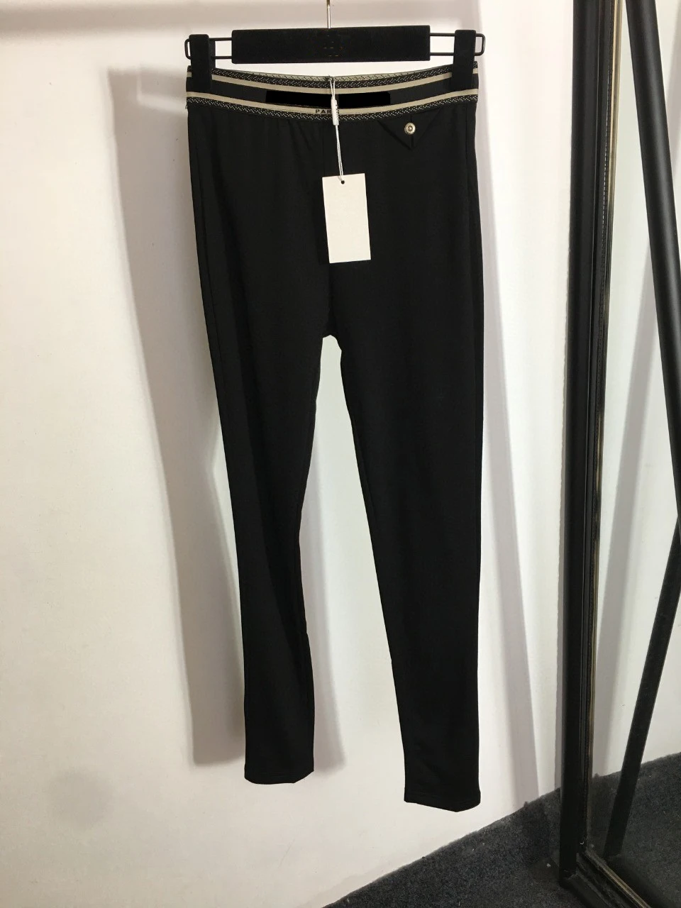 

Женские весенне-осенние леггинсы с эластичным поясом