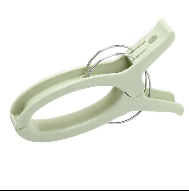 Пластиковая прищепка-вешалка более прочная с большим мощным ветровым зажимом