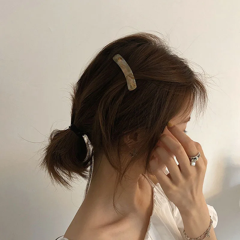 

Korean vintage style acrylic headdress edge clip hairpin bangs duckbill clip hair accessories for women fashion Hair ornaments