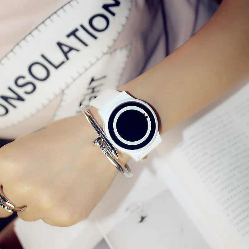 

Harajuku Style Clock Candy Color Couples Watch PU Leather Strap Quartz Wrist Watches For Unisex Women Men BMF88