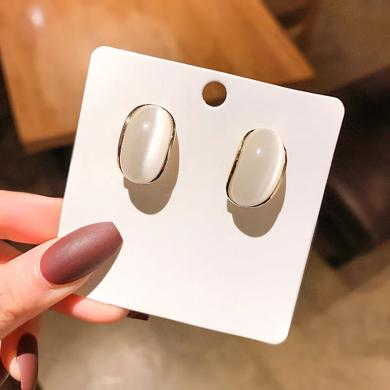 

Wholesale High-quality Opal Drop Earrings Trendy Feminine Earrings Exquisite Elegant Fashion Stud Earrings Prevent Allergy
