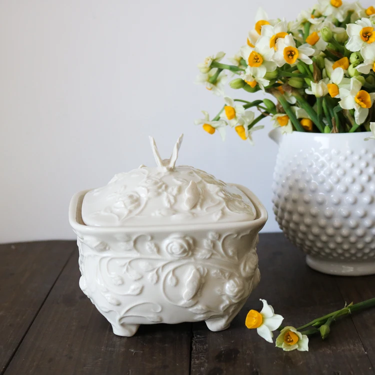 Ретро крем бабочка Роза трехмерный резервуар для хранения ювелирных