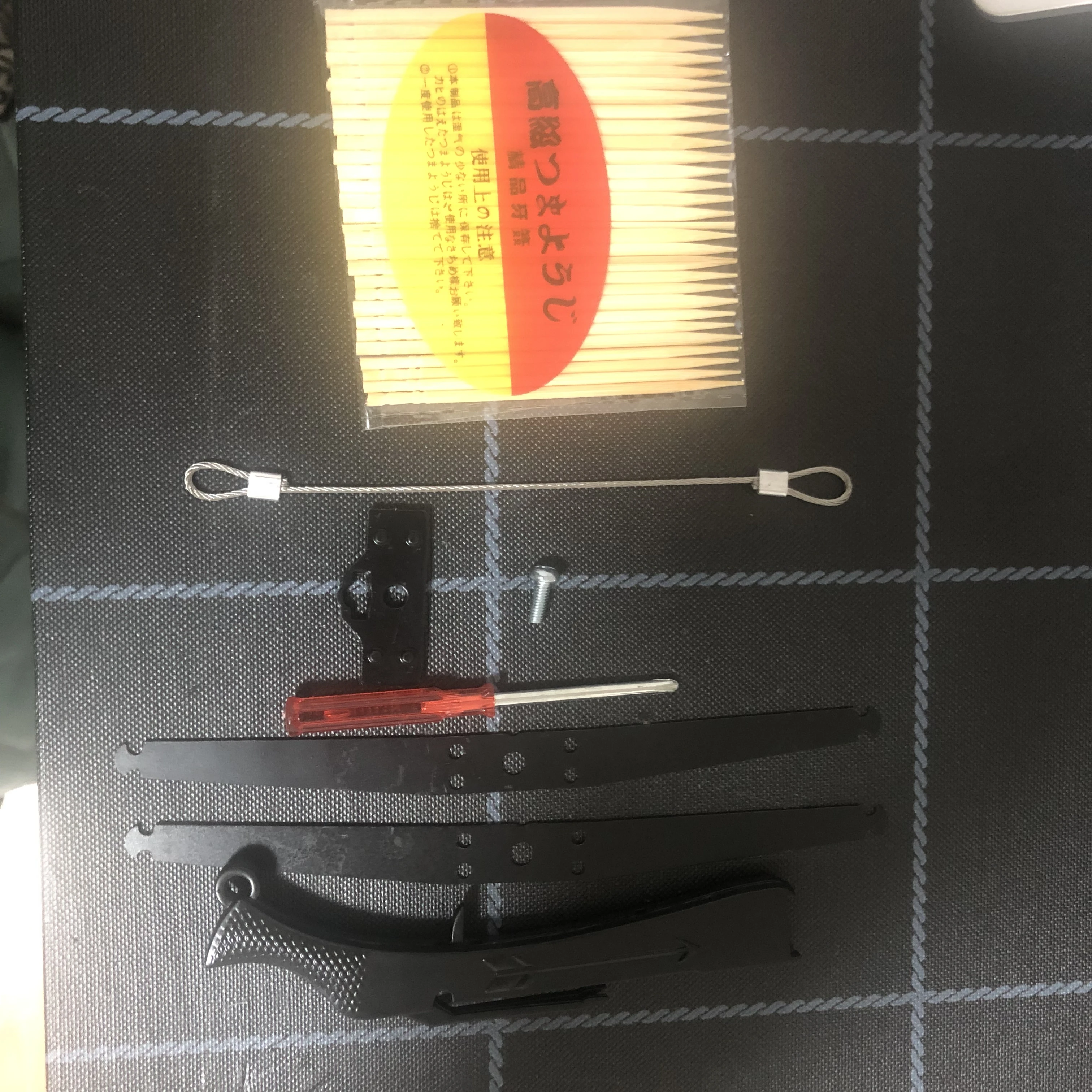 Упругая игрушка один набор украшений для автомобиля переднего стола или