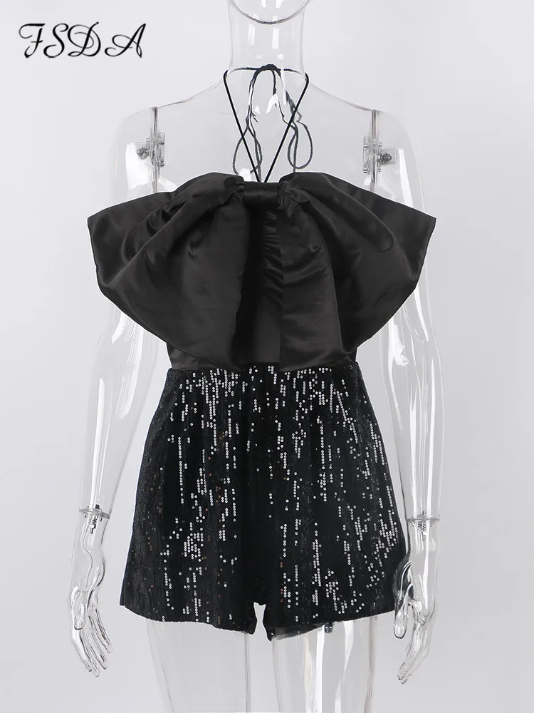 Женский комбинезон с лямкой на шее и блестками без рукавов |