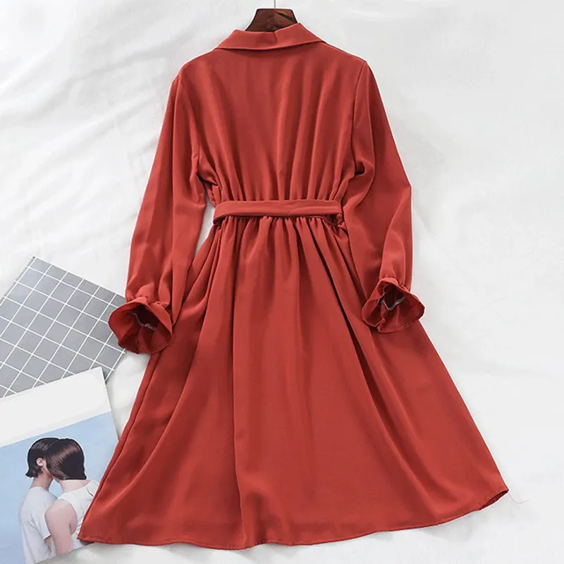 Женское платье с отложным воротником однотонное простое рубашка расклешенными