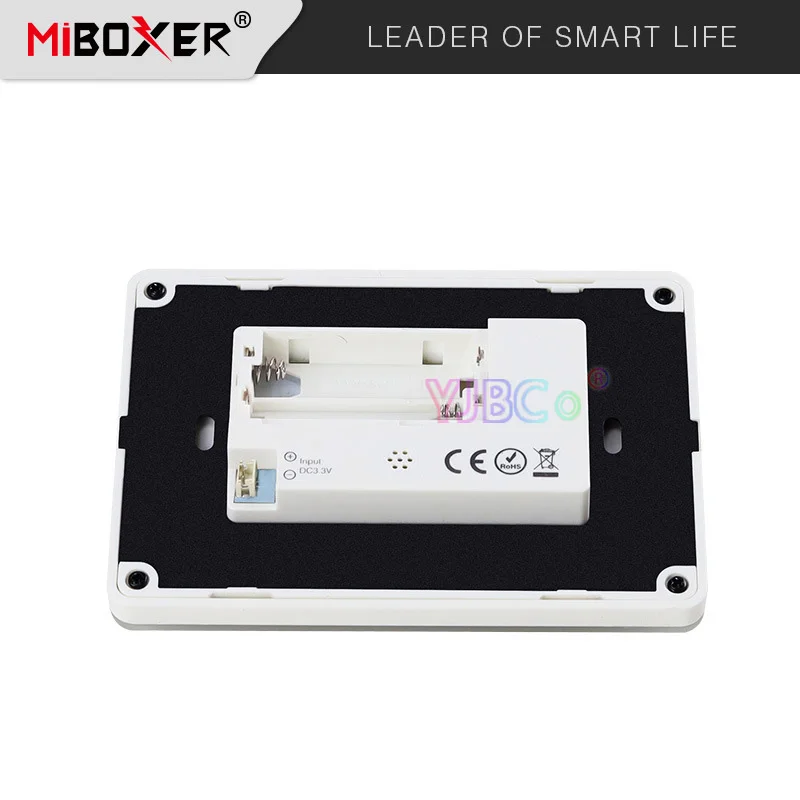 Miboxer M4 4 зоны RGB + CCT Сенсорная панель Итальянский стандарт DC3.3V 2 4G беспроводной
