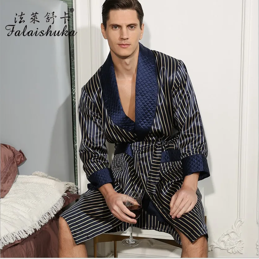

Men 100% Silk Robes Sleepwear Homewears Bathrobes Plus Size Long Sleeve Winter Thick Bath Robes Male Sleepwears Home Wears 2XL