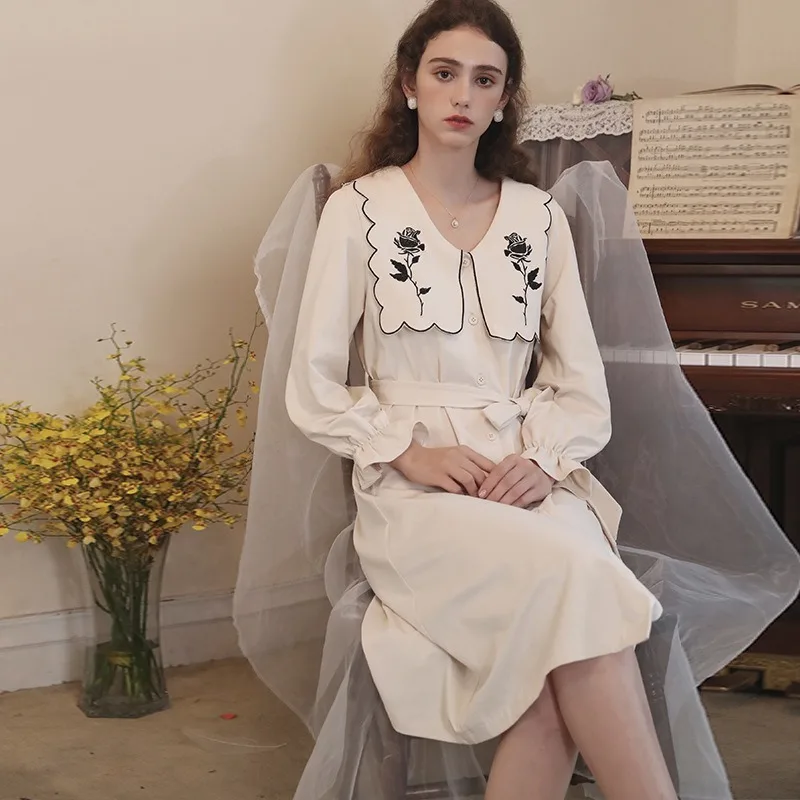 

Spring and Summer French Nightdress Palace Style Thin Nightdress Female Cotton Long Sleeves Long Loose Can Be Worn Outside