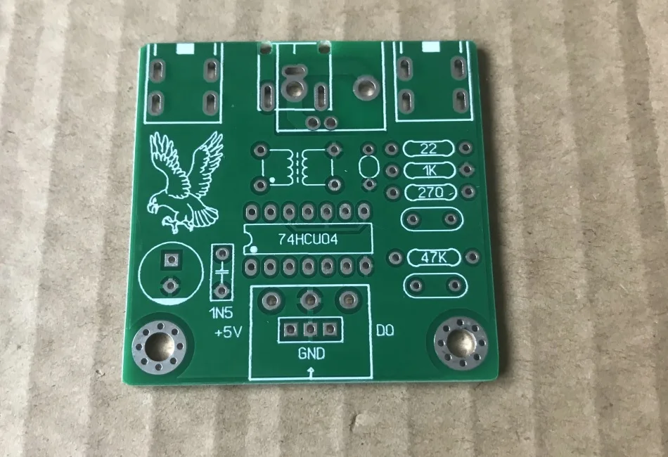 

Coaxial output buffer plate