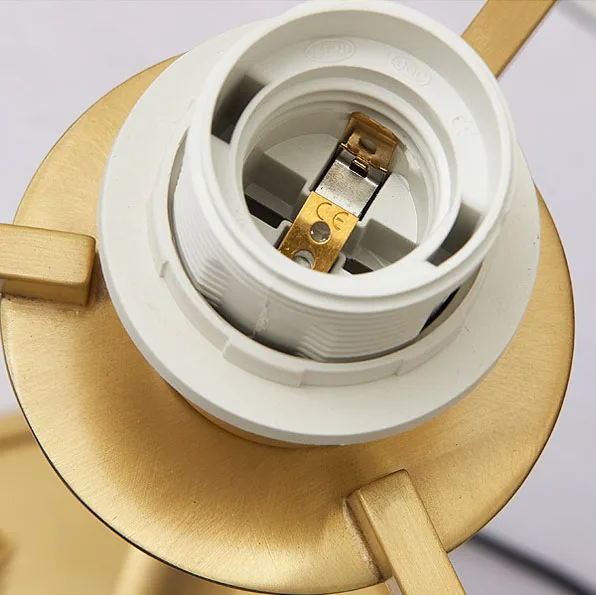 Скандинавская латунная настольная лампа в стиле пост модерн хрустальная E27 для