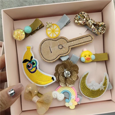 Banana 10 шт./кор. головные уборы для девушек набор бант Корона кружева заколки для волос кролик Лебедь заколки для волос с фигурками животных Детские аксессуары для волос подарок в коробке - Цвет: Banana