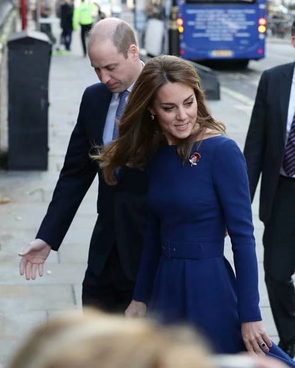 Элегантное платье с поясом Kate Middleton, с длинным рукавом, тонкое, темпераментное, голубое, для банкета, весна, новинка, для женщин, высокое качество, дизайнерское