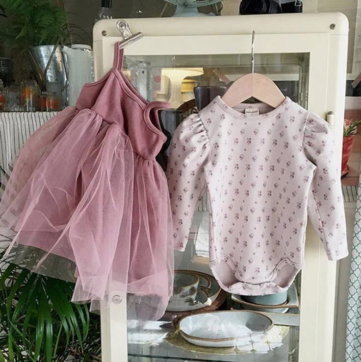 2020 г. Комплект из 2 предметов в Корейском стиле для маленьких девочек комбинезон +