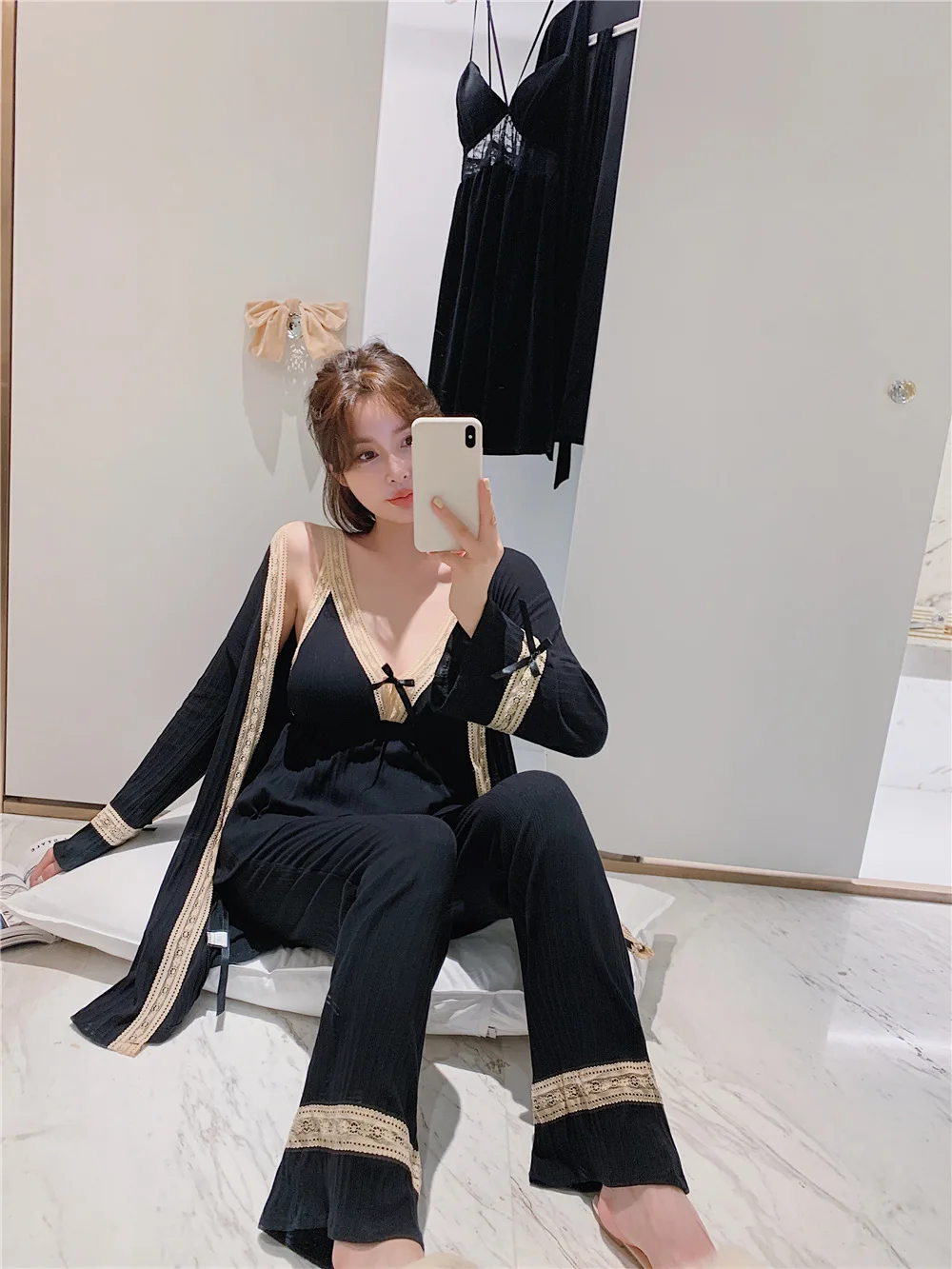 

Autumn And Winter Cotton Pajamas With Chest Pad Black Sexy Sling Nightgown Three-piece Nightgown Home Wear