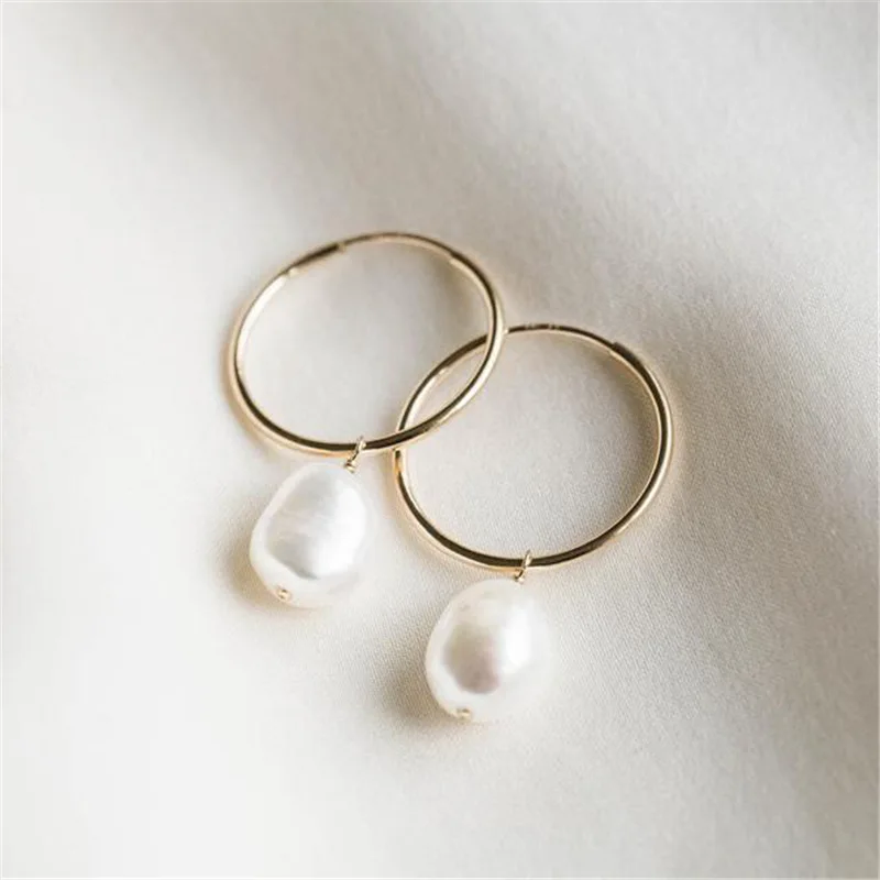 

Natural Freshwater Baroque Pearl Hoop Earrings for Women Chic Charming Goth Jewelry 2021 Trend Wedding Accessories M4