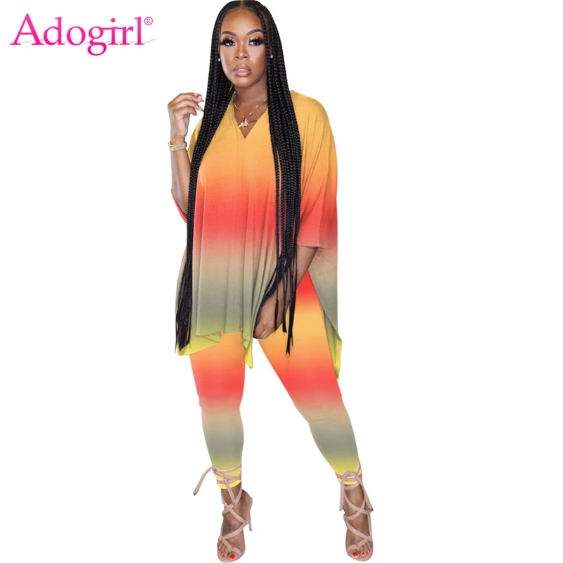 Комплект из двух предметов с V образным вырезом и рукавом до локтя| |