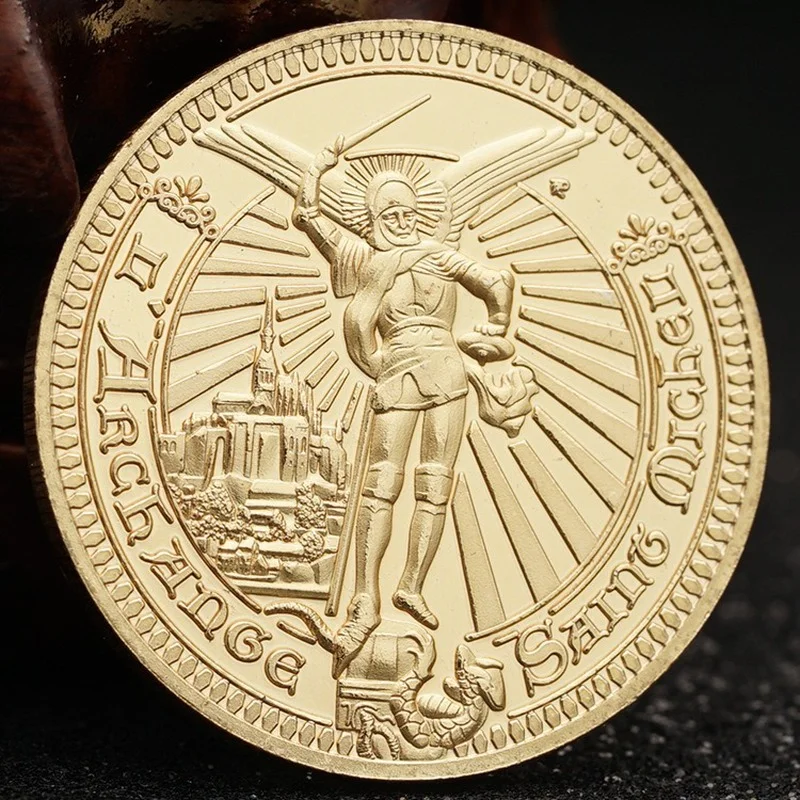 

32mm Golden Micro Relief Color Painted Collection Specie Catholic Church Commemorative Coins