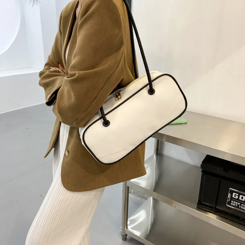 

New 2021 Portable Shoulder Bags Color Contrast Messenger Bag Popularity Armpit Small Square Bag Little Bag Lipstick Bag