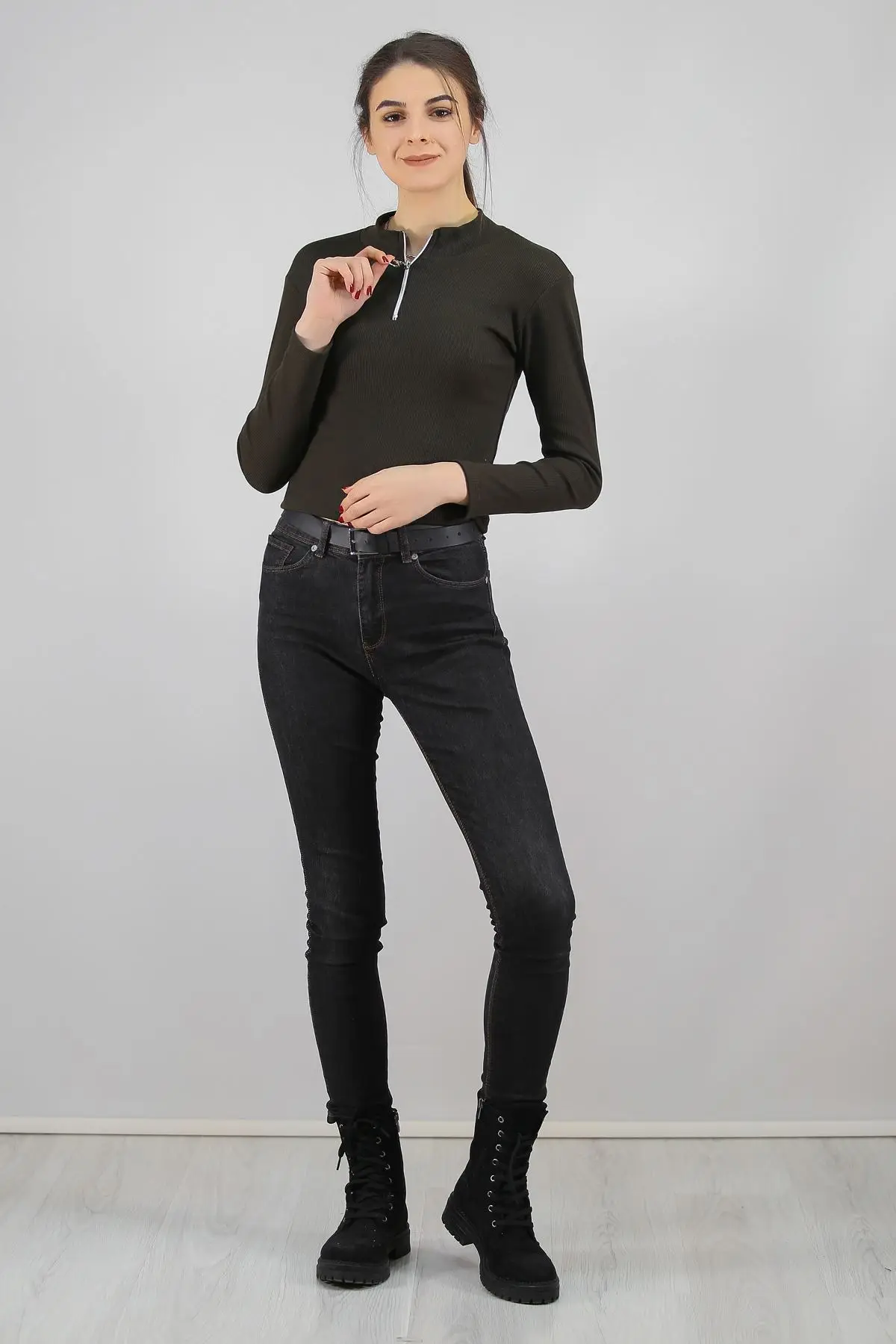 

Half Turtleneck Body Koyuyeil