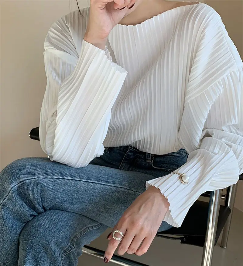 

FANIECES Fashion Pleasted Chic Pullover Blouses Women Autumn Long Sleeve O Neck Loose All-match Simple Solid Femme Tops Blusas