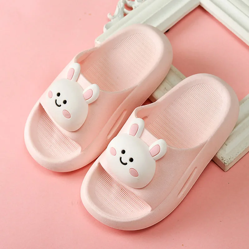 Шлепанцы детские из ПВХ мультяшный рисунок мягкая дышащая нескользящая обувь