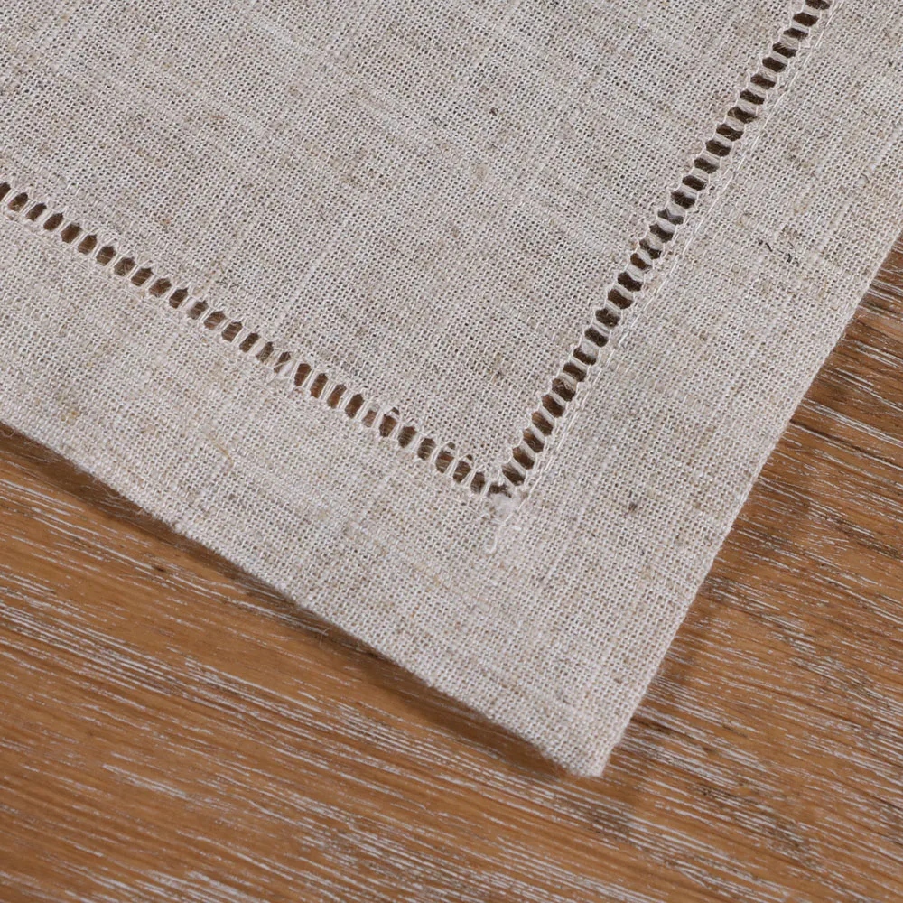 Фото Салфетки для коктейлей N038-6 Natural Flaxen, 12 штук, 6x6 дюймов, с вышивкой в виде лестницы, подходят для персонализированной вышивки и печати, а также в качестве подставок под кружки. №2