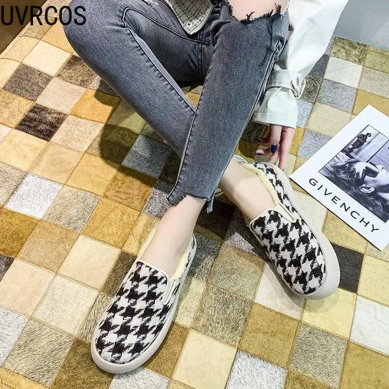 

Plus Velvet Women's Flat Shoes 2021 New Color Matching Uppers Fashion All-match Trend Platform Temperament Women's Shoes