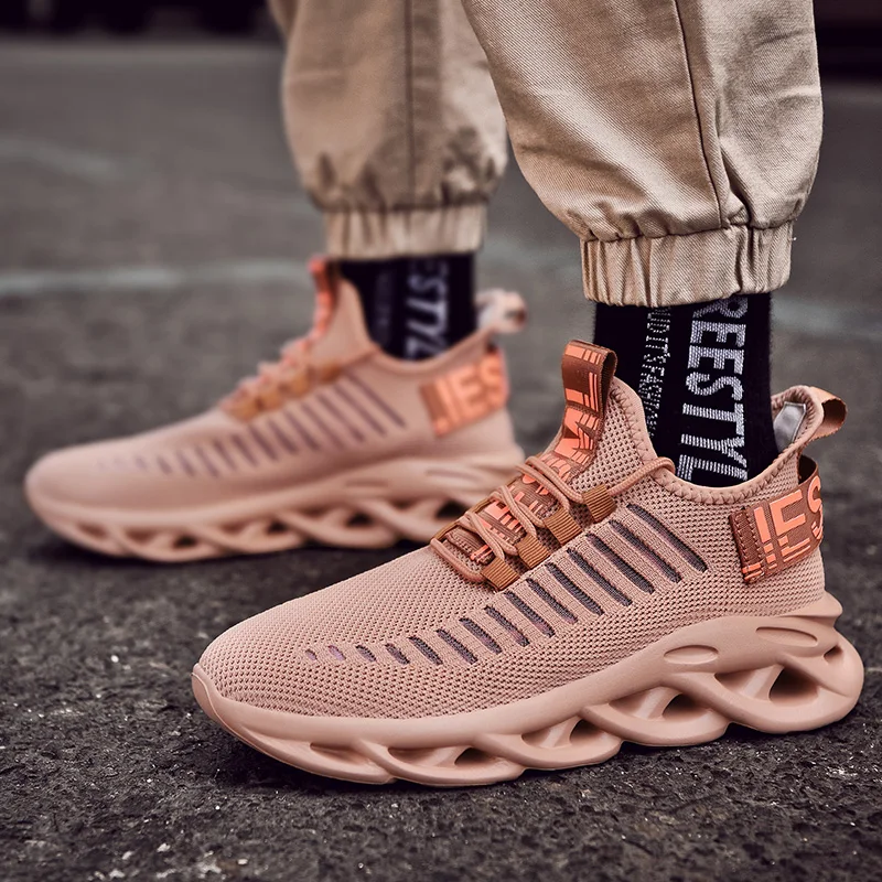 Новые уличные мужские кроссовки для мужчин спортивная обувь прогулок легкие