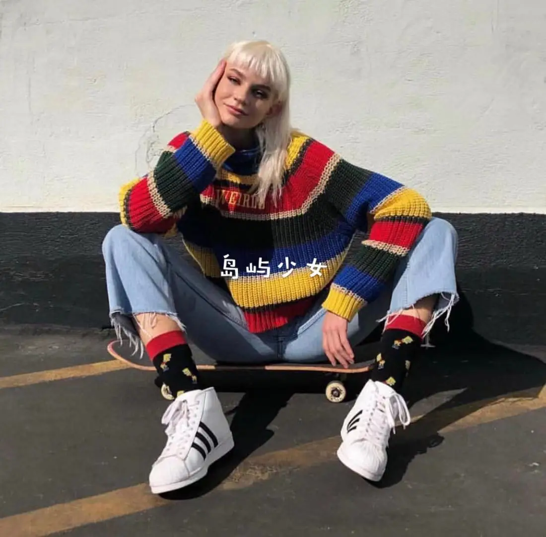 

Harjuku Contrast Stripes Roll Turtle Neck Knitted Jumper Turtleneck Sweater with Embroidery WEIRDO Oversized Top For Women