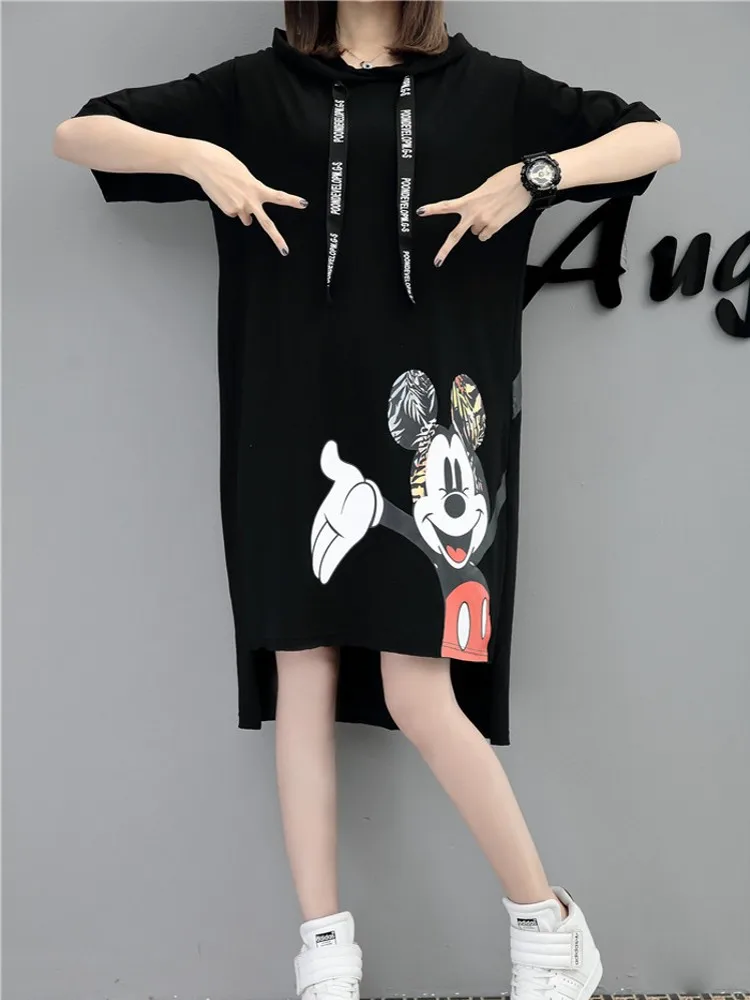 Платье-свитшот женское с коротким рукавом и капюшоном повседневное подиумное