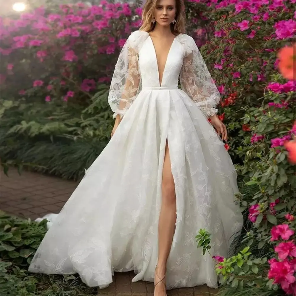 

Boho Wedding Dresses Vintage Lace V-Neck Puff Sleeves Front Split A-Line Bohemian Wedding Gowns Ivory Bridal Dress 2021
