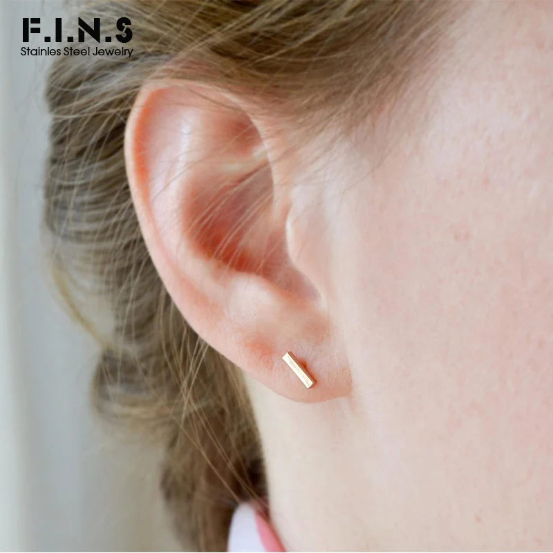 F.I.N.S женский в Корейском стиле маленькие серьги гвоздики Модные женские из